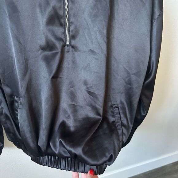 WOMENS FOREVER 21 SILK JACKET SIZE SMALL - Picture 3 of 4